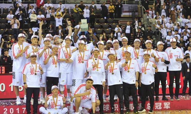 包含黑龙江男篮大胜河北，势如破竹的词条