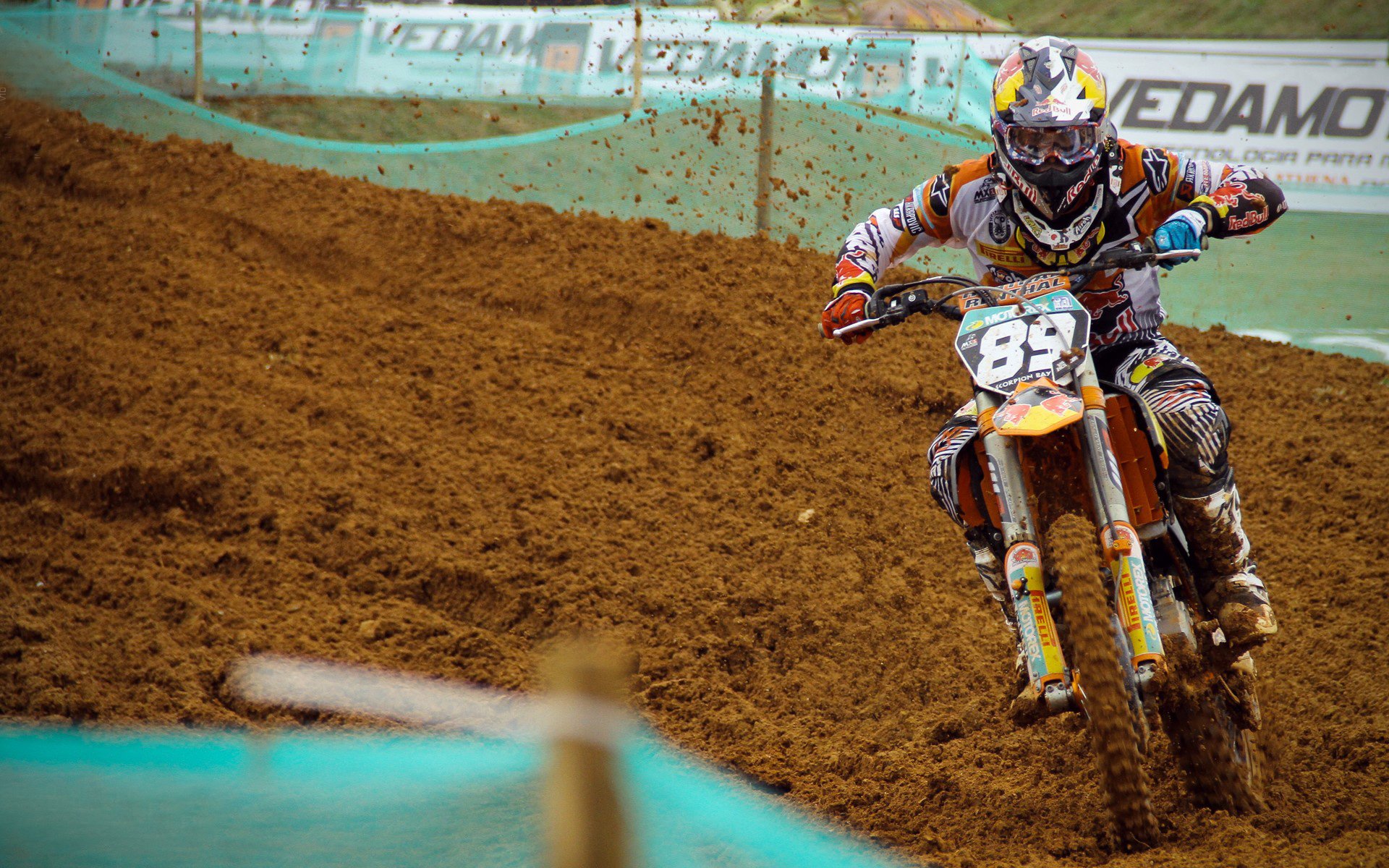 贝林厄姆扛起全队，埃及拿下勒沃库森，当个人英雄主义遇上团队神话